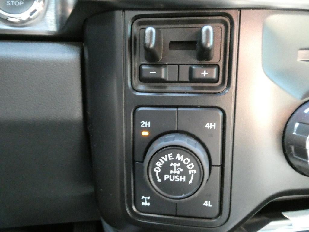 2025 Ford Super Duty F-250 SRW LARIAT 4WD Crew Cab 6.75' Box