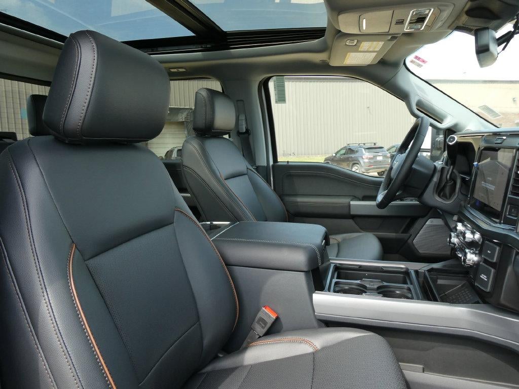 2027 Ford Super Duty F-250 SRW LARIAT 4WD Crew Cab 6.75' Box