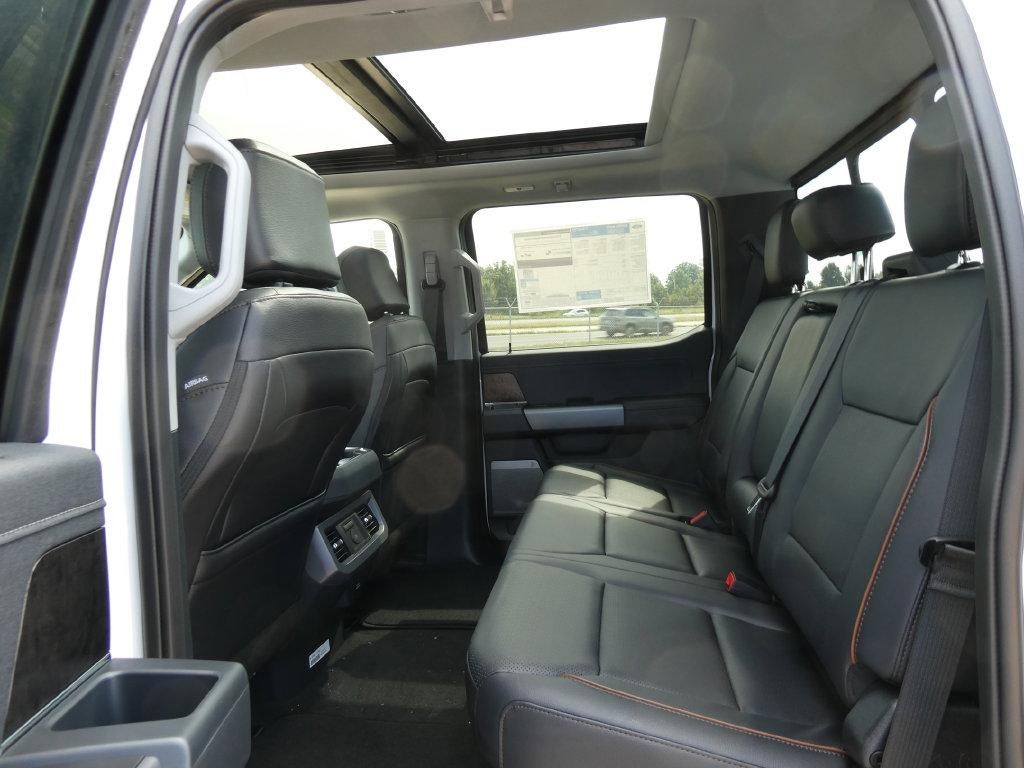 2027 Ford Super Duty F-250 SRW LARIAT 4WD Crew Cab 6.75' Box