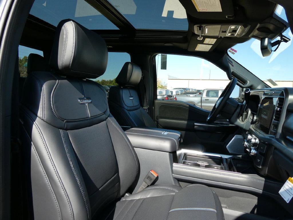 2027 Ford Super Duty F-250 SRW Platinum 4WD Crew Cab 6.75' Box