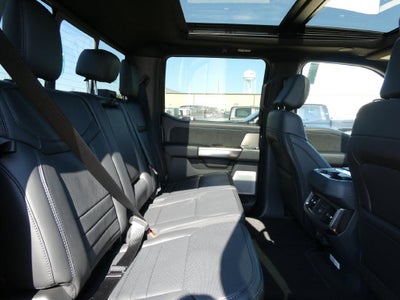 2027 Ford Super Duty F-250 SRW Platinum 4WD Crew Cab 6.75' Box