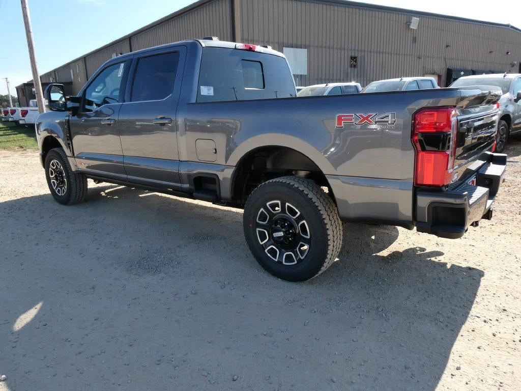 2027 Ford Super Duty F-250 SRW Platinum 4WD Crew Cab 6.75' Box