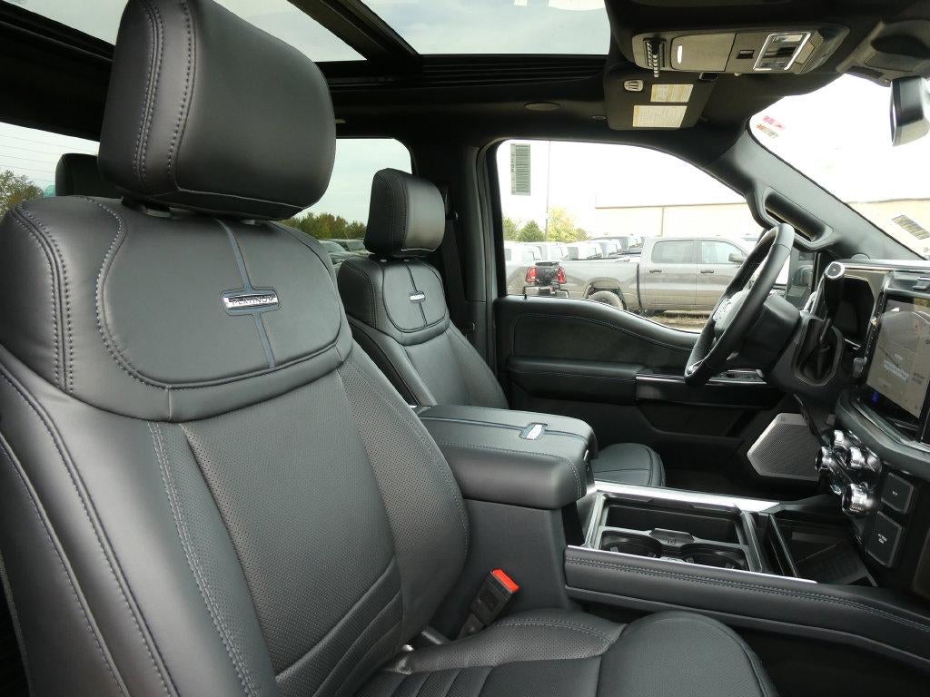 2027 Ford Super Duty F-250 SRW Platinum 4WD Crew Cab 6.75' Box