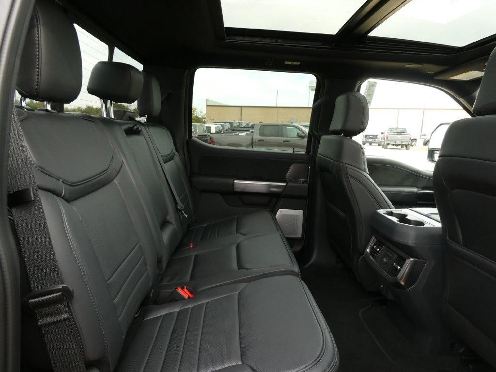 2027 Ford Super Duty F-250 SRW Platinum 4WD Crew Cab 6.75' Box