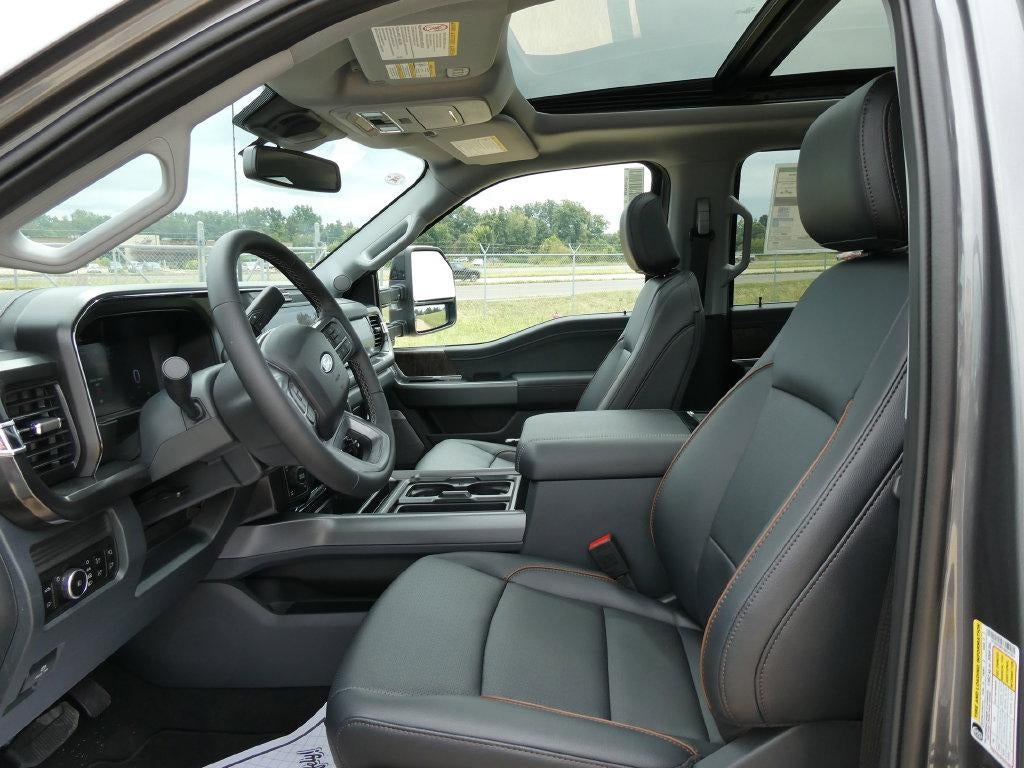 2027 Ford Super Duty F-250 SRW LARIAT 4WD Crew Cab 6.75' Box