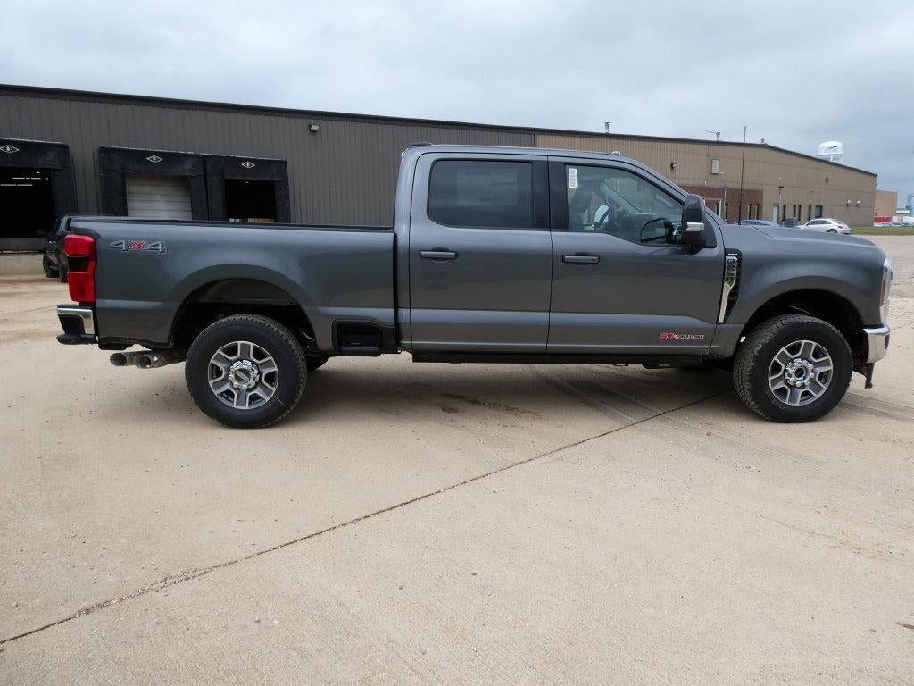 2027 Ford Super Duty F-250 SRW LARIAT 4WD Crew Cab 6.75' Box