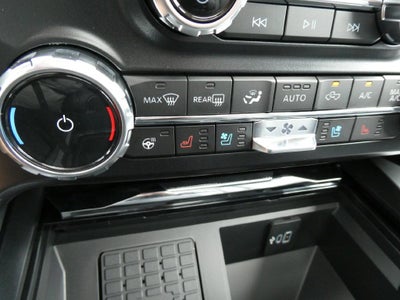 2027 Ford Super Duty F-250 SRW LARIAT 4WD Crew Cab 6.75' Box