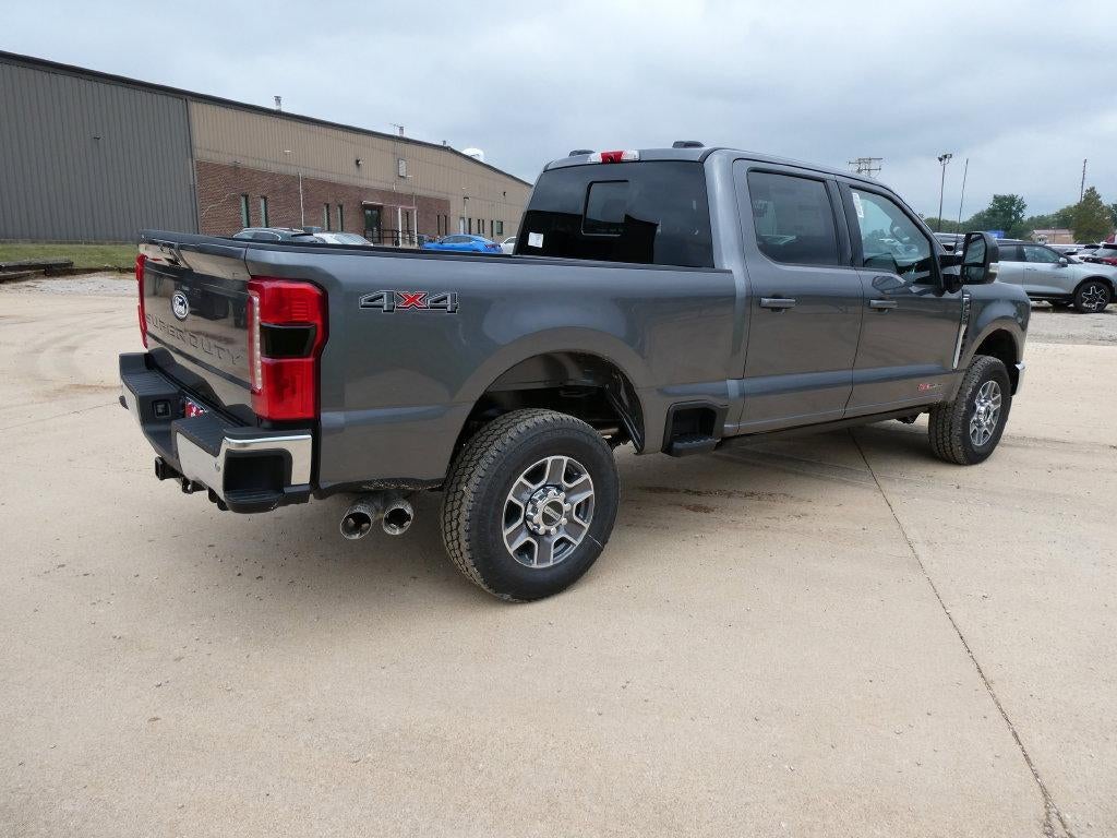 2027 Ford Super Duty F-250 SRW LARIAT 4WD Crew Cab 6.75' Box