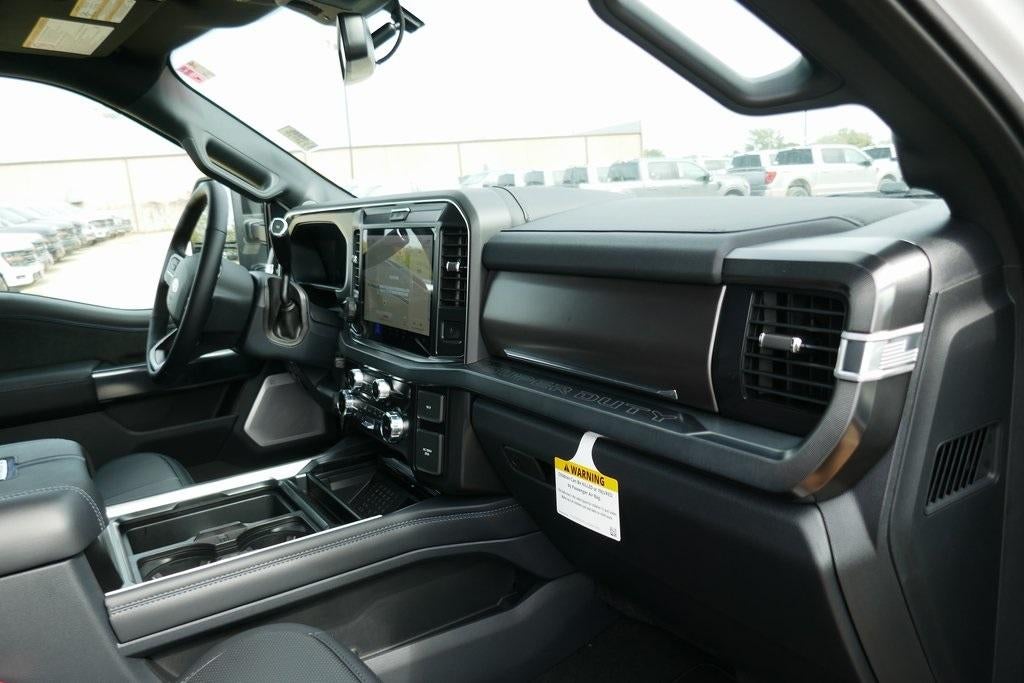 2026 Ford Super Duty F-250 SRW Platinum 4WD Crew Cab 6.75' Box