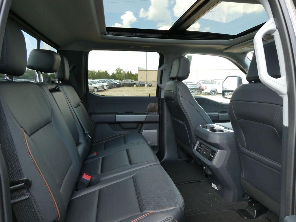 2027 Ford Super Duty F-250 SRW LARIAT 4WD Crew Cab 6.75' Box