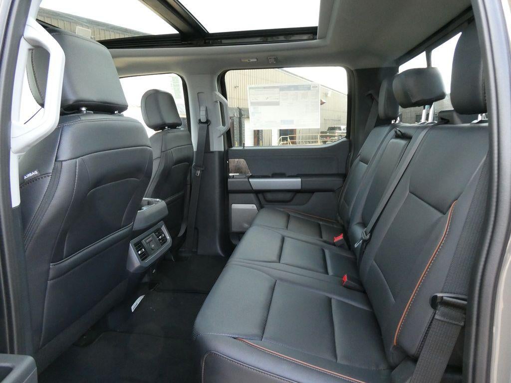 2027 Ford Super Duty F-250 SRW LARIAT 4WD Crew Cab 6.75' Box