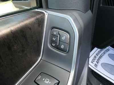 2027 Ford Super Duty F-250 SRW LARIAT 4WD Crew Cab 6.75' Box