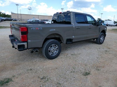 2027 Ford Super Duty F-250 SRW LARIAT 4WD Crew Cab 6.75' Box