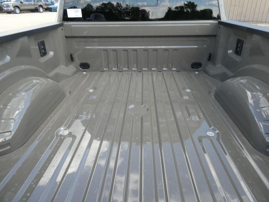 2027 Ford Super Duty F-250 SRW LARIAT 4WD Crew Cab 6.75' Box