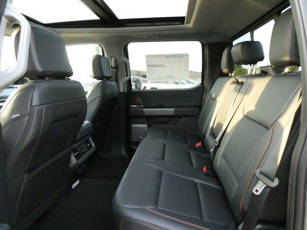 2027 Ford Super Duty F-250 SRW LARIAT 4WD Crew Cab 6.75' Box