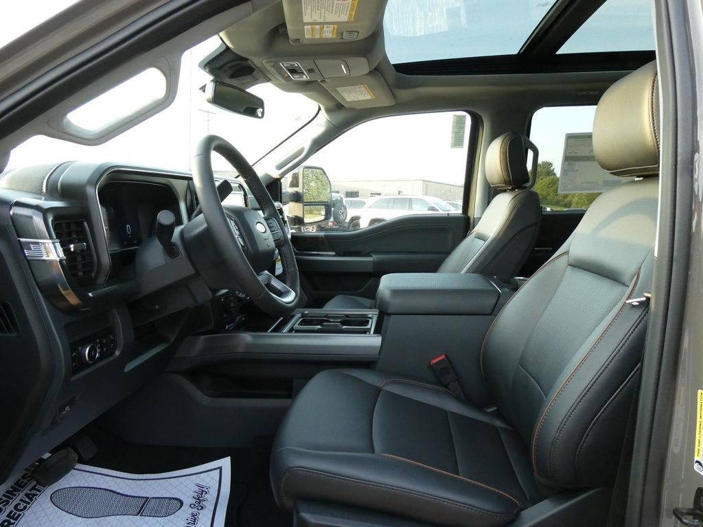 2027 Ford Super Duty F-250 SRW LARIAT 4WD Crew Cab 6.75' Box