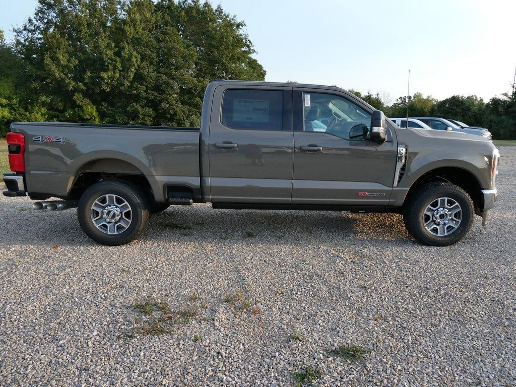 2027 Ford Super Duty F-250 SRW LARIAT 4WD Crew Cab 6.75' Box