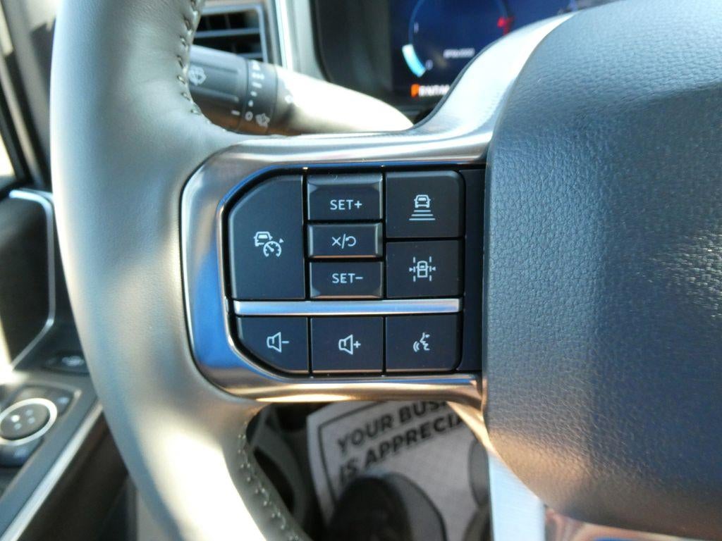 2027 Ford Super Duty F-250 SRW Platinum 4WD Crew Cab 6.75' Box