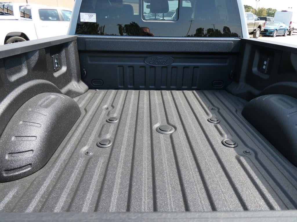 2027 Ford Super Duty F-250 SRW LARIAT 4WD Crew Cab 6.75' Box