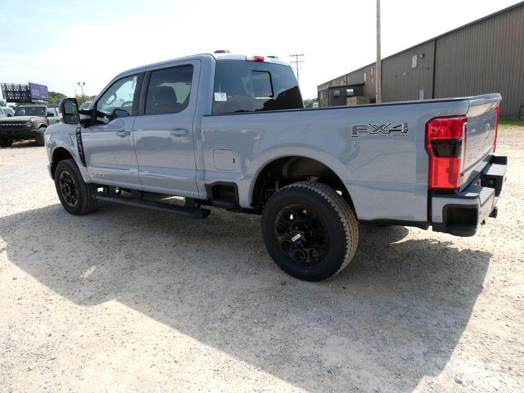2027 Ford Super Duty F-250 SRW LARIAT 4WD Crew Cab 6.75' Box
