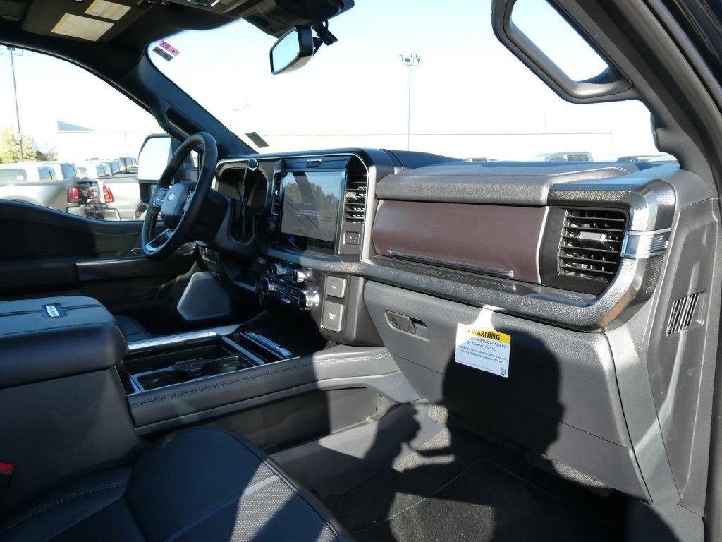 2027 Ford Super Duty F-250 SRW Platinum 4WD Crew Cab 6.75' Box
