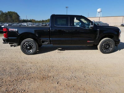 2027 Ford Super Duty F-250 SRW Platinum 4WD Crew Cab 6.75' Box