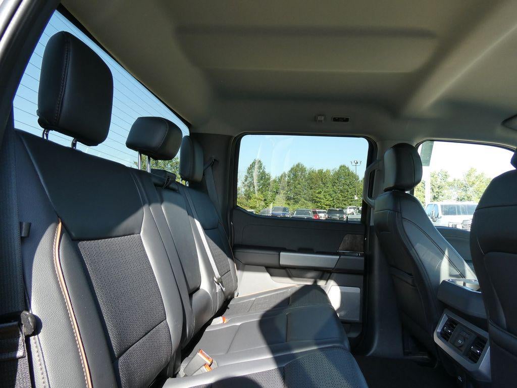 2027 Ford Super Duty F-250 SRW LARIAT 4WD Crew Cab 6.75' Box