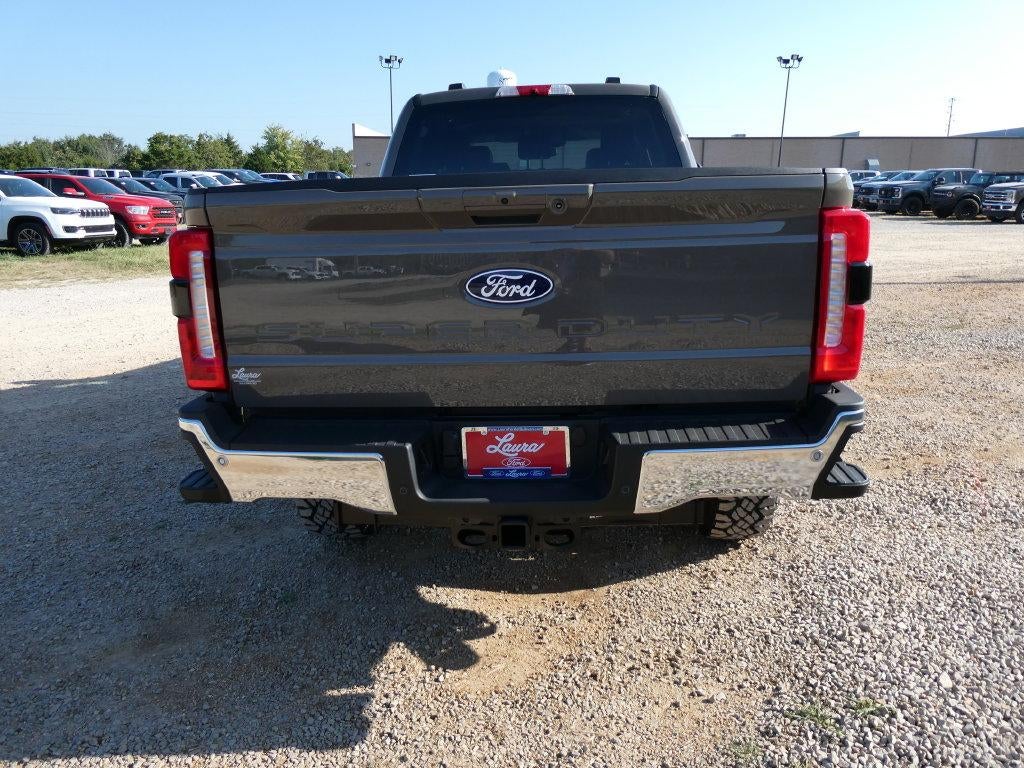 2027 Ford Super Duty F-250 SRW LARIAT 4WD Crew Cab 6.75' Box
