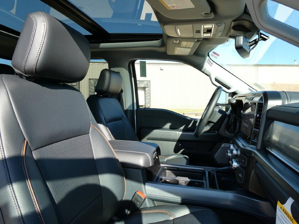 2027 Ford Super Duty F-250 SRW LARIAT 4WD Crew Cab 6.75' Box