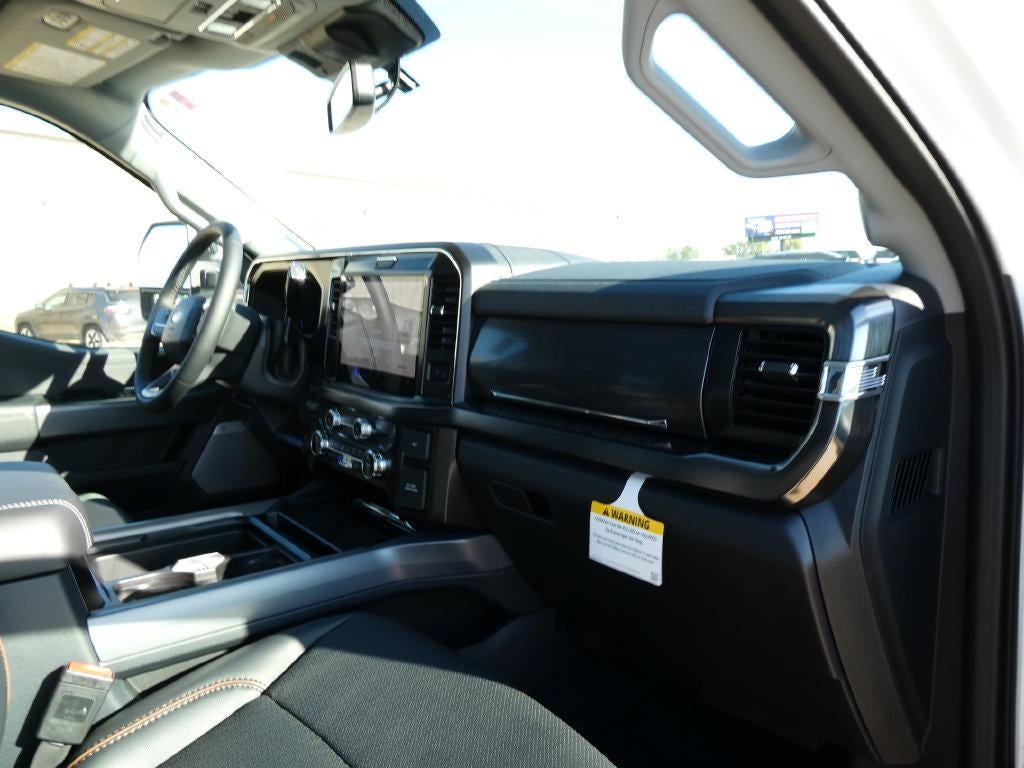 2027 Ford Super Duty F-250 SRW LARIAT 4WD Crew Cab 6.75' Box
