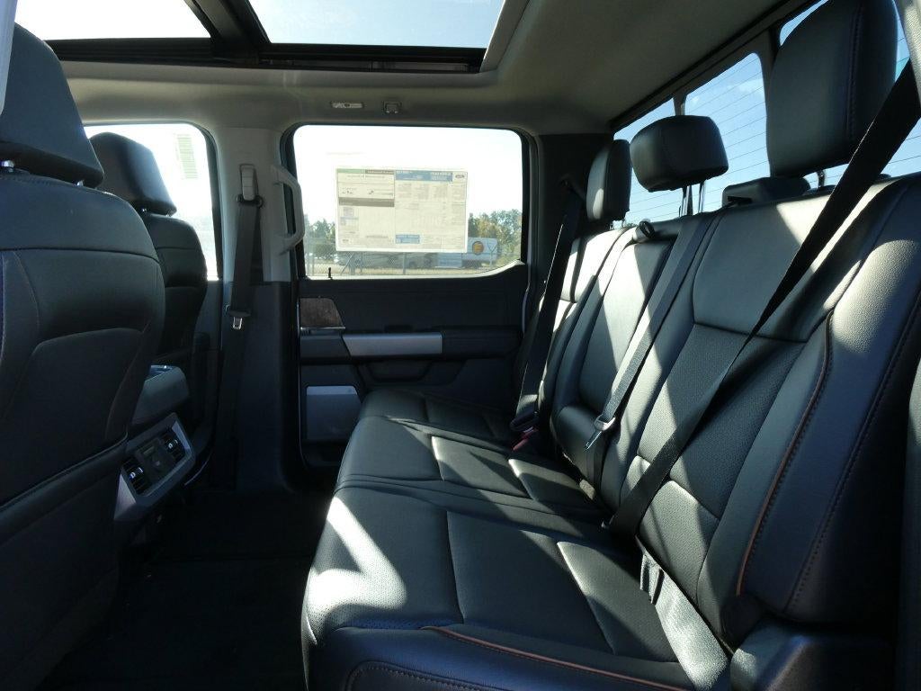 2027 Ford Super Duty F-250 SRW LARIAT 4WD Crew Cab 6.75' Box