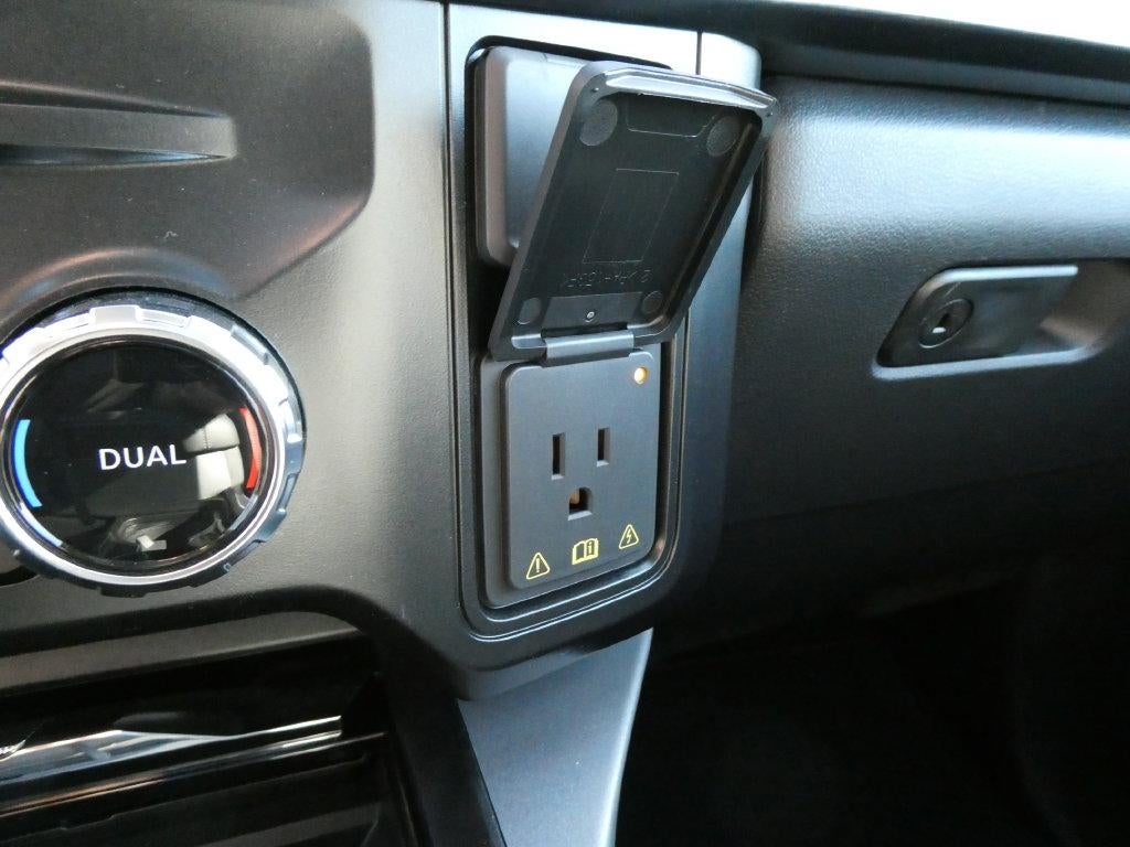 2027 Ford Super Duty F-250 SRW LARIAT 4WD Crew Cab 6.75' Box