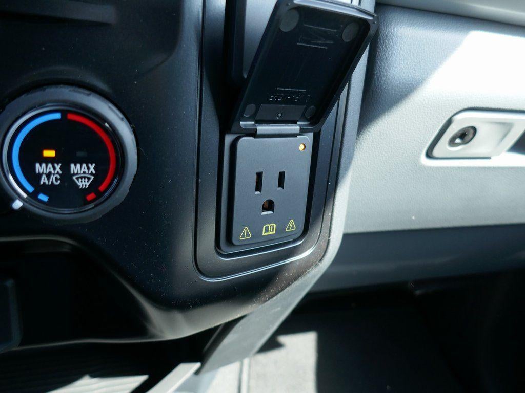 2026 Ford Super Duty F-250 SRW XLT 4WD Crew Cab 6.75' Box