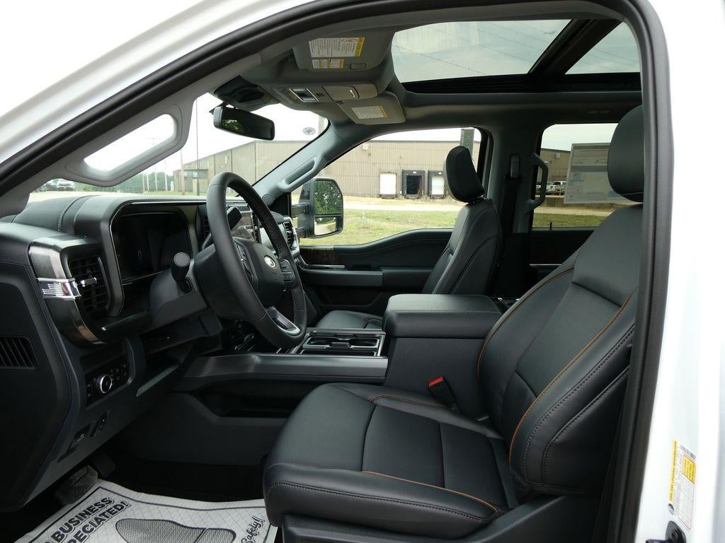 2026 Ford Super Duty F-250 SRW LARIAT 4WD Crew Cab 6.75' Box