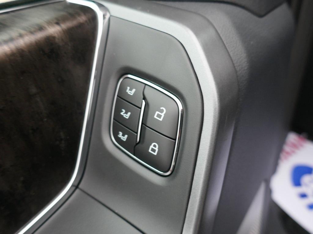 2026 Ford Super Duty F-250 SRW LARIAT 4WD Crew Cab 6.75' Box