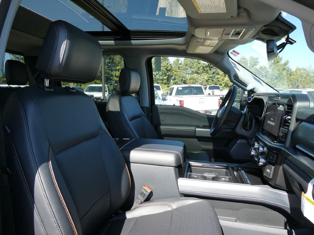 2027 Ford Super Duty F-250 SRW LARIAT 4WD Crew Cab 6.75' Box
