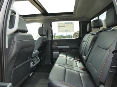 2027 Ford Super Duty F-250 SRW LARIAT 4WD Crew Cab 6.75' Box