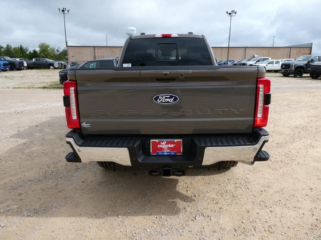 2027 Ford Super Duty F-250 SRW LARIAT 4WD Crew Cab 6.75' Box