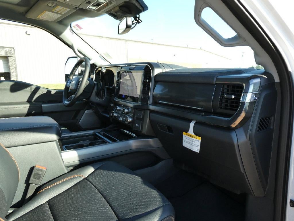 2027 Ford Super Duty F-250 SRW LARIAT 4WD Crew Cab 6.75' Box