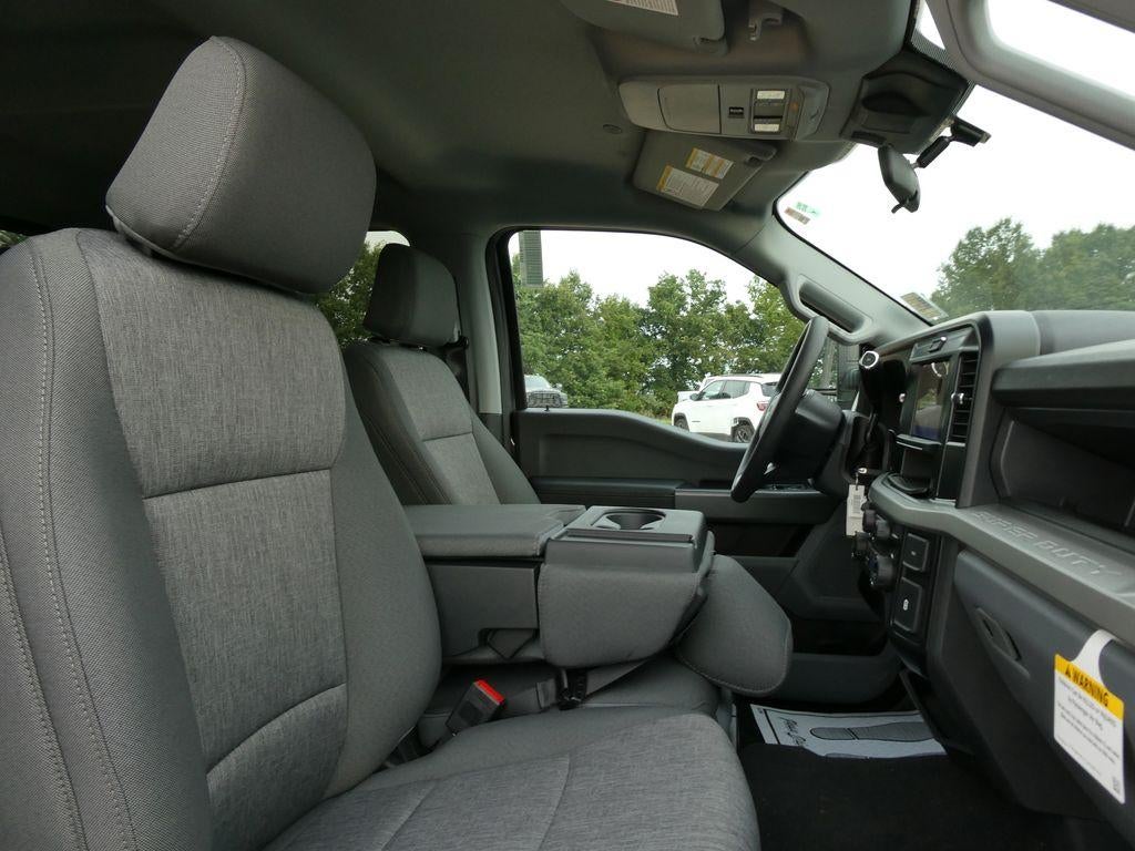 2026 Ford Super Duty F-250 SRW XL 4WD Crew Cab 6.75' Box