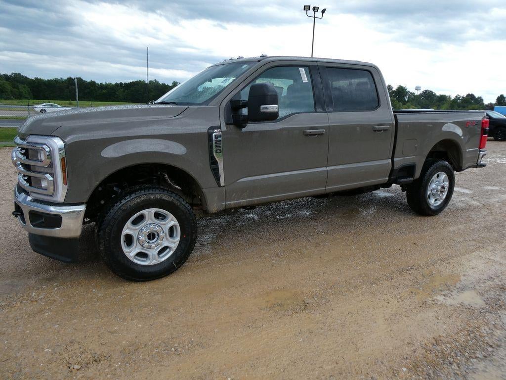 2026 Ford Super Duty F-250 SRW XLT 4WD Crew Cab 6.75' Box
