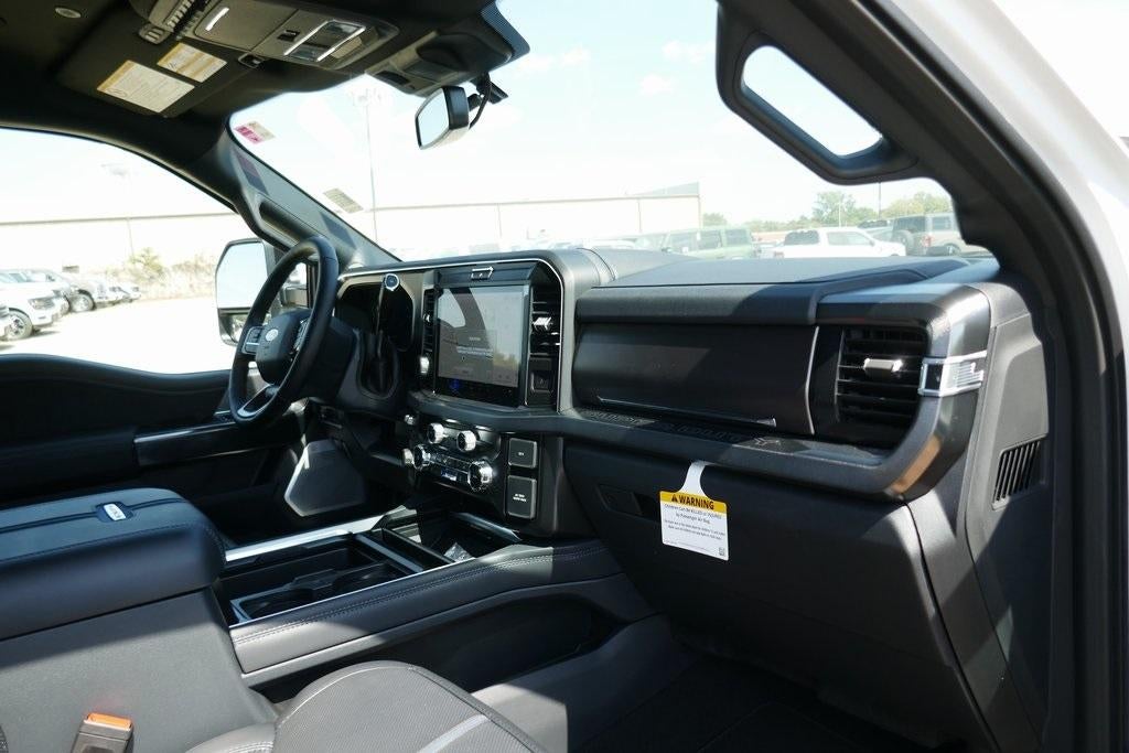 2026 Ford Super Duty F-250 SRW Platinum 4WD Crew Cab 6.75' Box