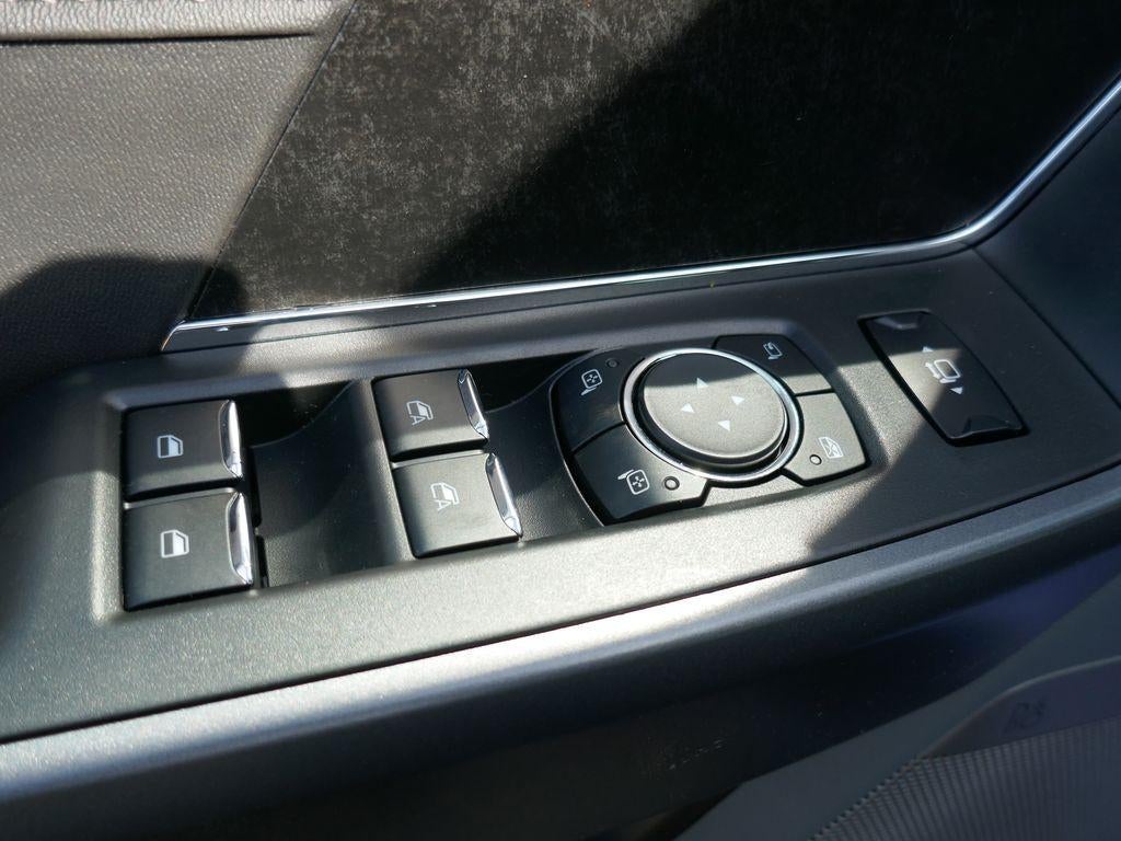 2026 Ford Super Duty F-250 SRW XLT 4WD Crew Cab 6.75' Box