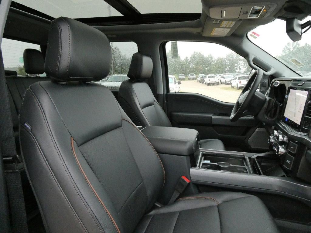2027 Ford Super Duty F-250 SRW LARIAT 4WD Crew Cab 6.75' Box