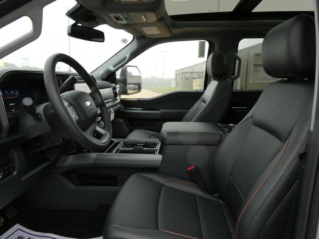 2027 Ford Super Duty F-250 SRW LARIAT 4WD Crew Cab 6.75' Box