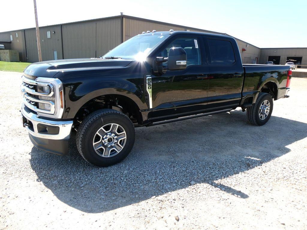 2026 Ford Super Duty F-250 SRW LARIAT 4WD Crew Cab 6.75' Box