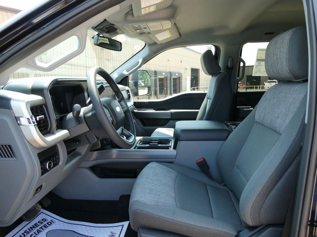 2026 Ford Super Duty F-250 SRW XLT 4WD Crew Cab 6.75' Box