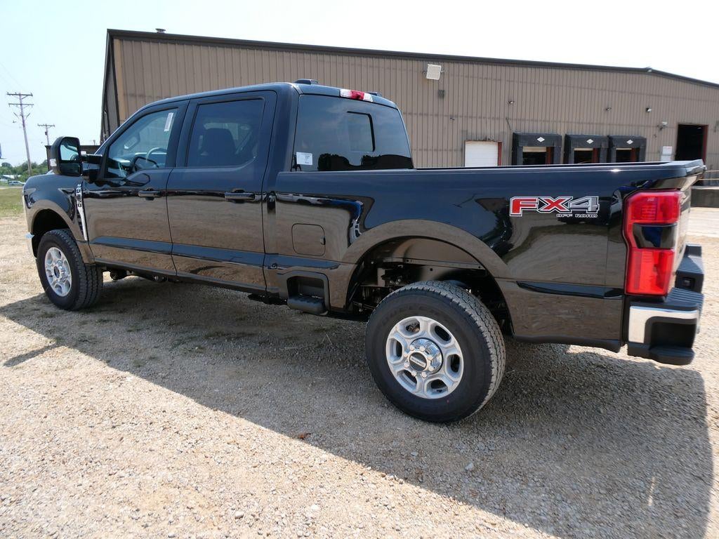 2026 Ford Super Duty F-250 SRW XLT 4WD Crew Cab 6.75' Box
