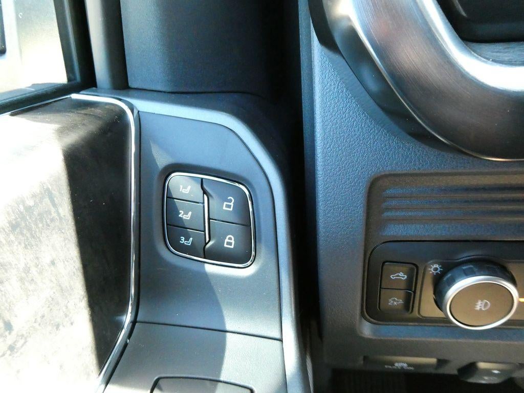 2026 Ford Super Duty F-250 SRW LARIAT 4WD Crew Cab 6.75' Box