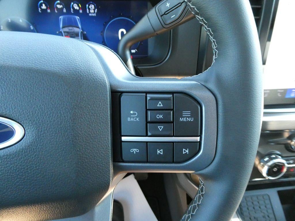 2026 Ford Super Duty F-250 SRW LARIAT 4WD Crew Cab 6.75' Box
